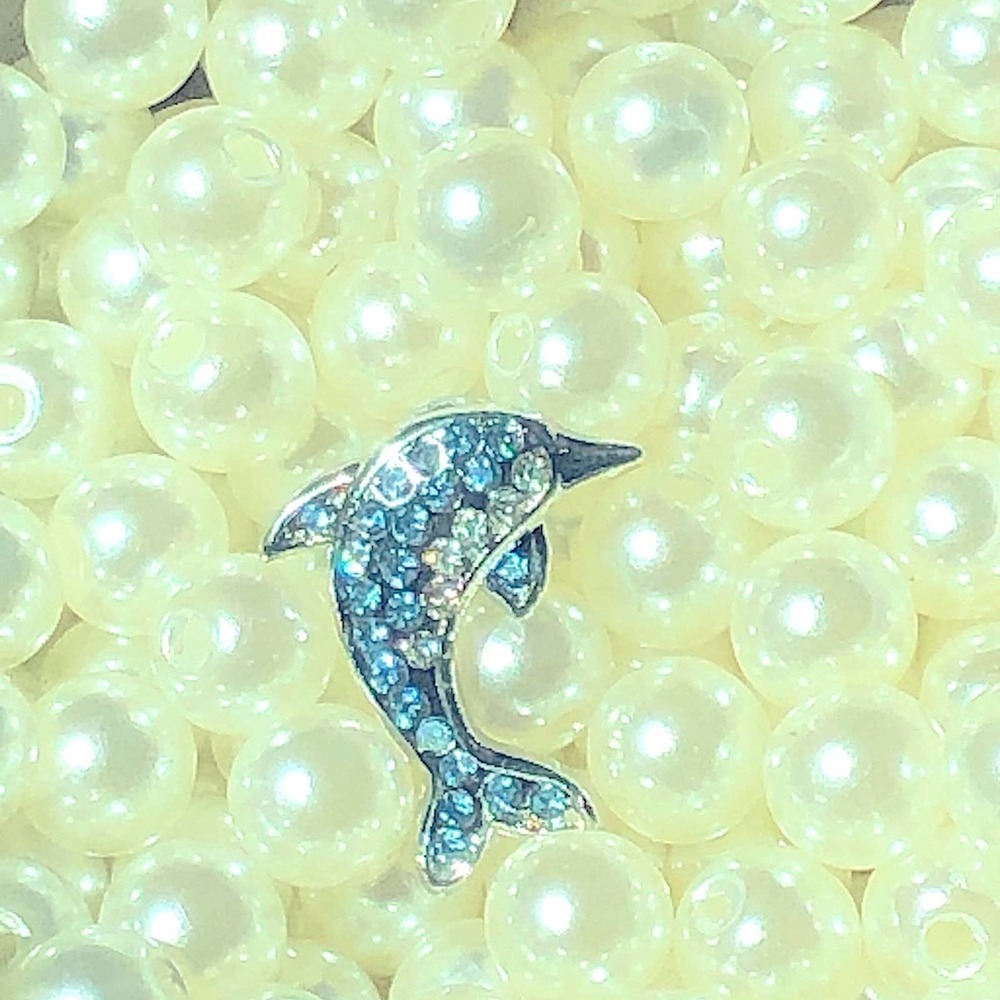 Dolphin crystal rhinestone silver earrings, New - Picture 14 of 14